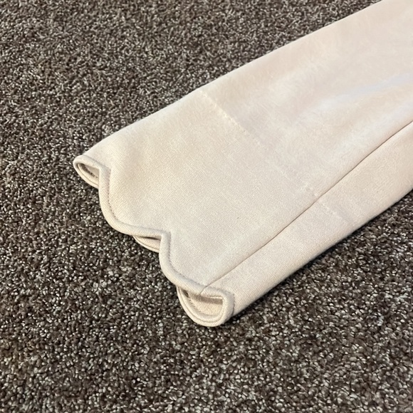 2/$30 Medium blazer in excellent condition. - Picture 4 of 10